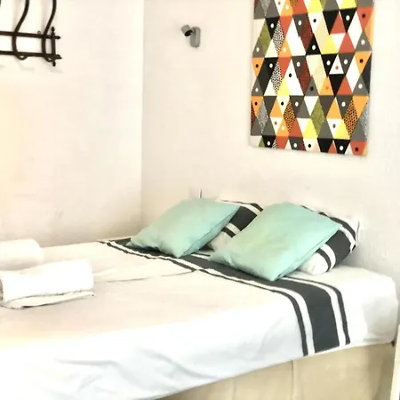 Grande Proche Avec Piscine Et Wi-fi Villa